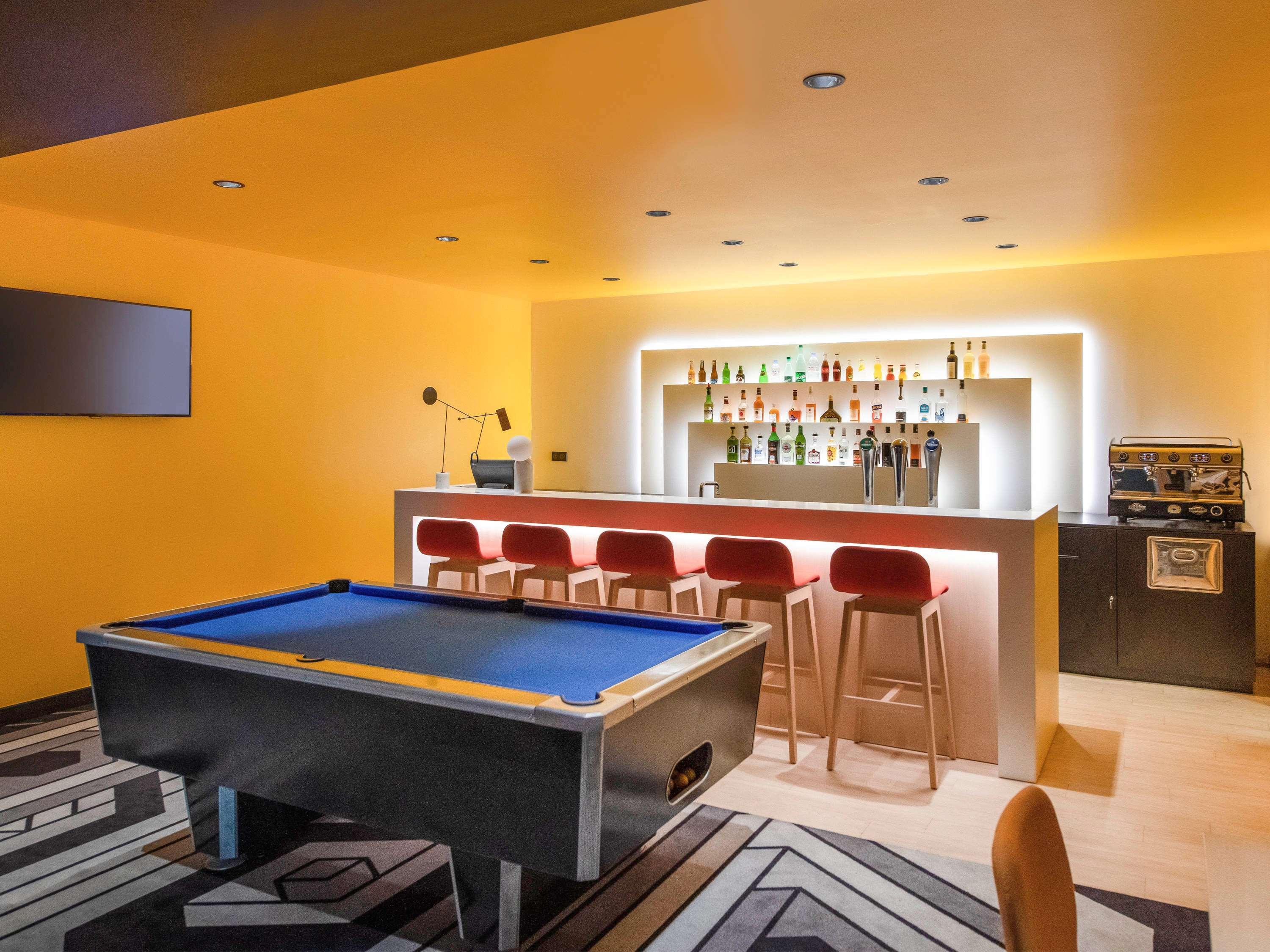 Hotel Ibis Styles Avignon Sud Esterno foto