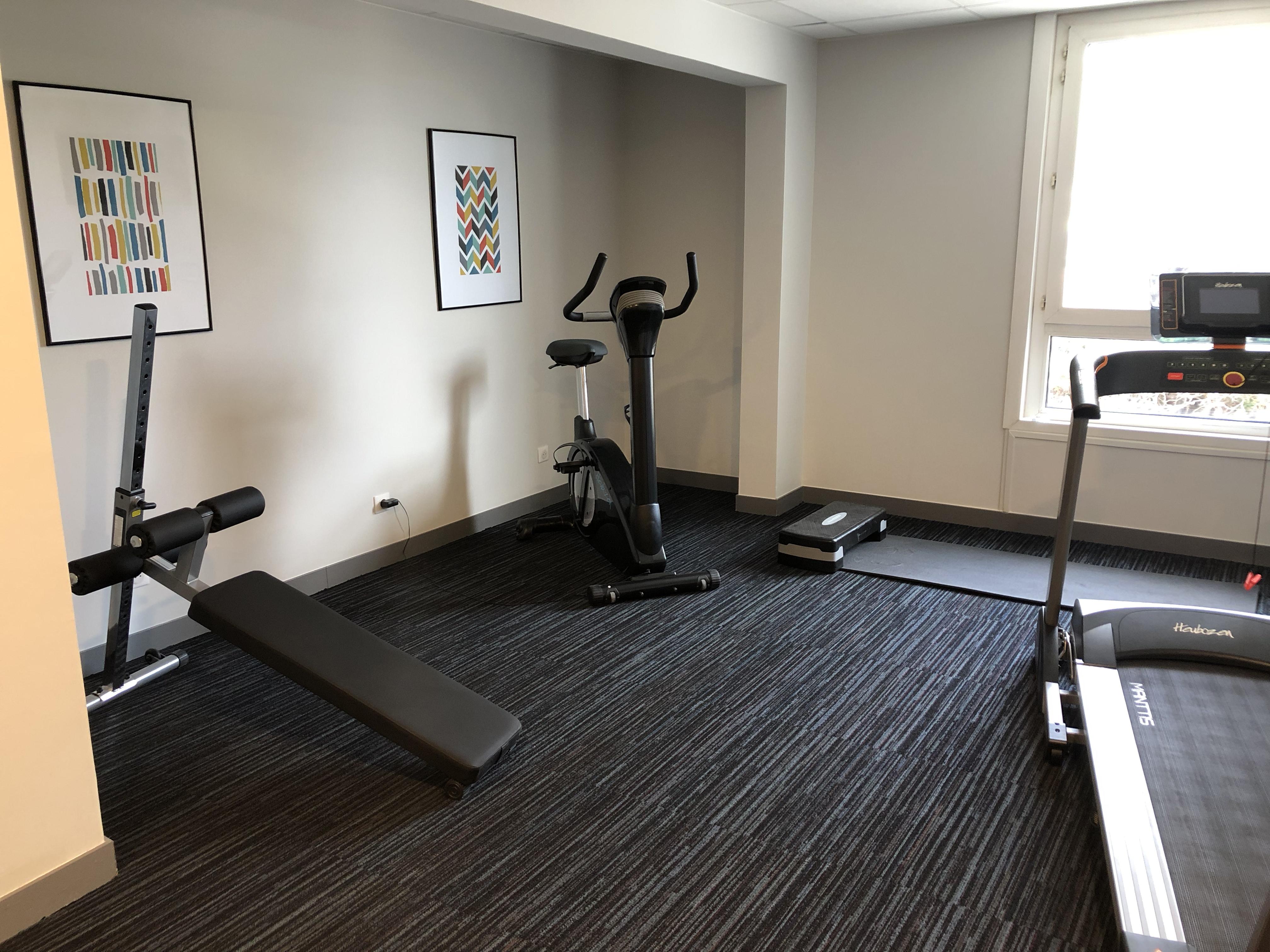 Hotel Ibis Styles Avignon Sud Esterno foto